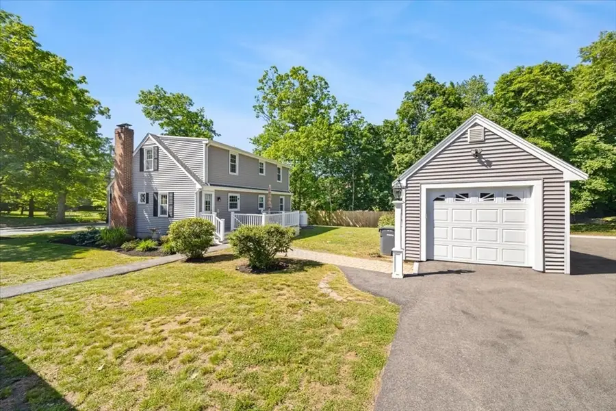 208 Matfield St, West Bridgewater, MA 02379 - #3