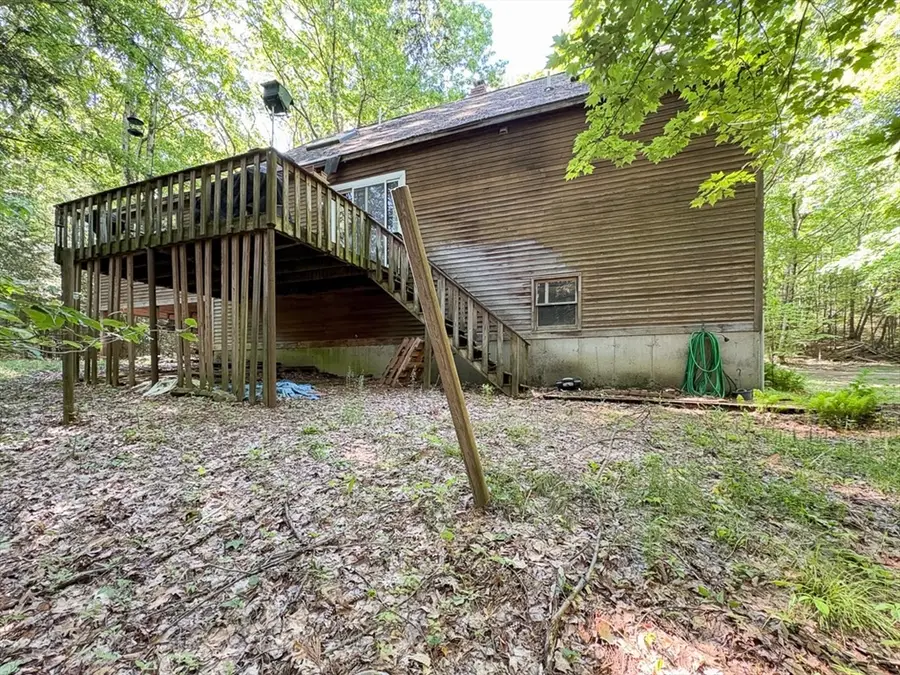 113 West St, Pepperell, MA 01463 - #2
