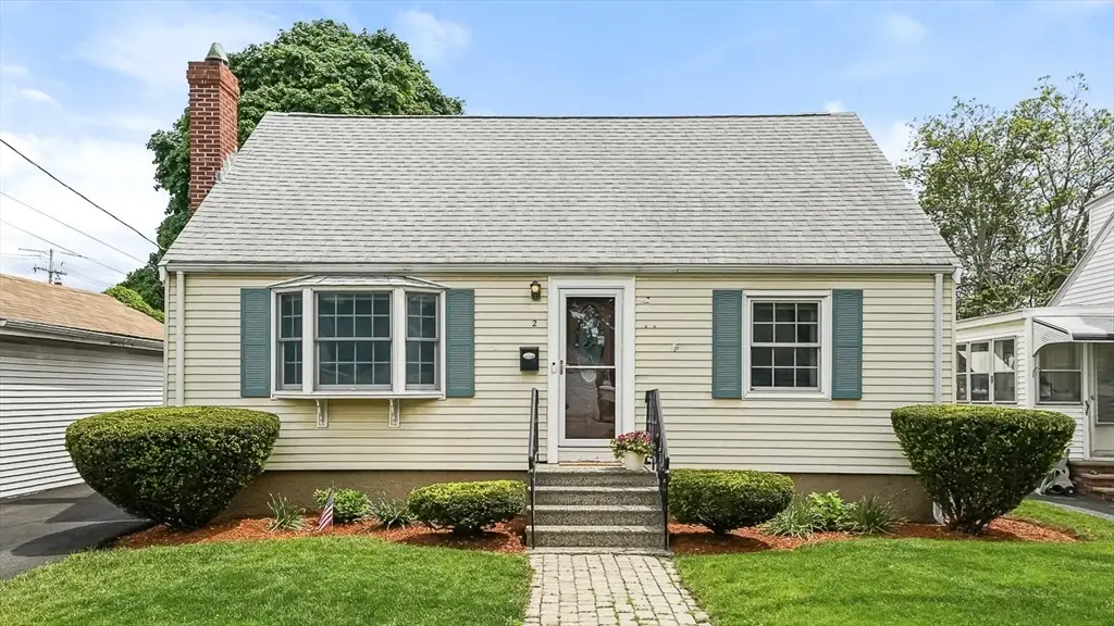 2 Johnson Ave, Peabody, MA 01960 - #1