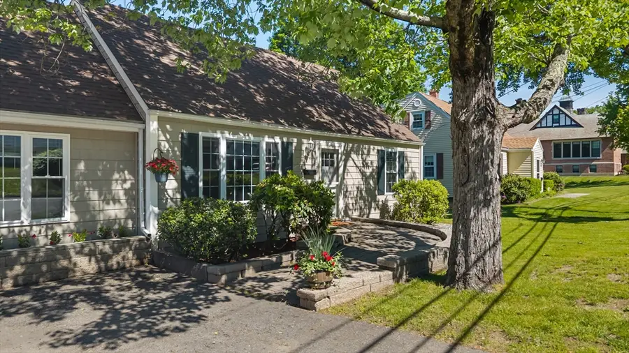 123 Indian Hill Road, Worcester, MA 01606 - #2