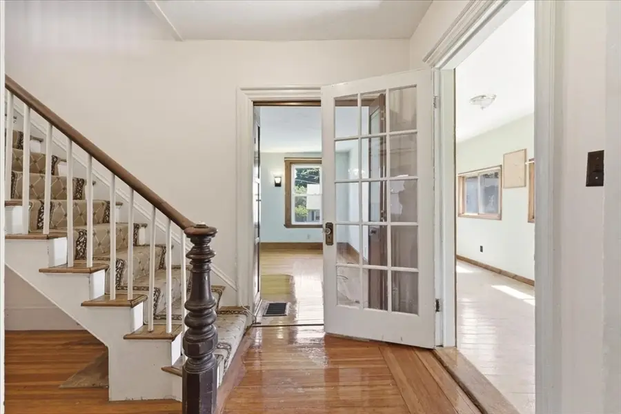 121 Oakdale Ave, Dedham, MA 02026 - #2