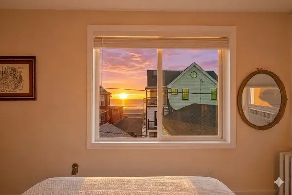 52 Trident Ave #52, Winthrop, MA 02152