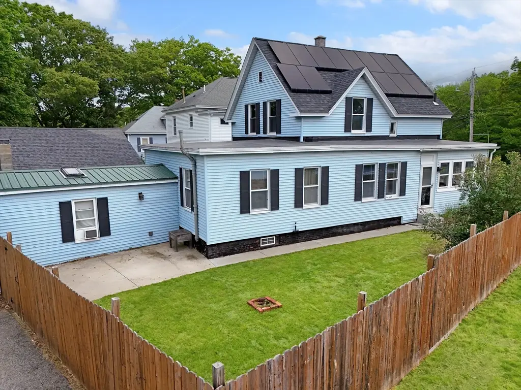 75 Coleman St, Gardner, MA 01440 - #1