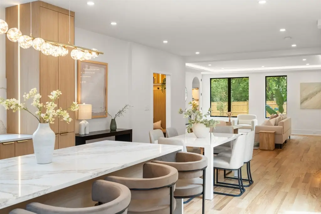 30 Keefe Ave #30, Newton, MA 02464 - #1