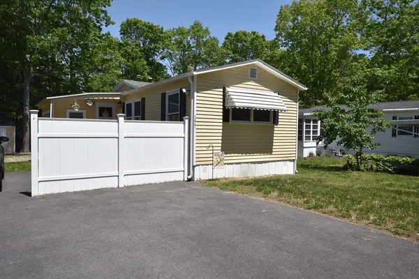 157 Windswept Rd, Wareham, MA 02576
