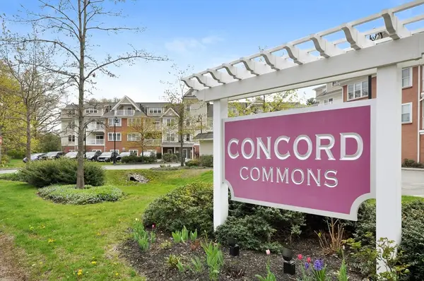 95 Conant St #202, Concord, MA 01742