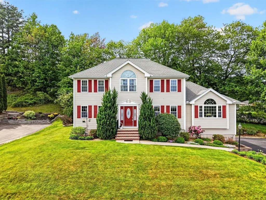 1 Magnavista Dr, Haverhill, MA 01830 - #1