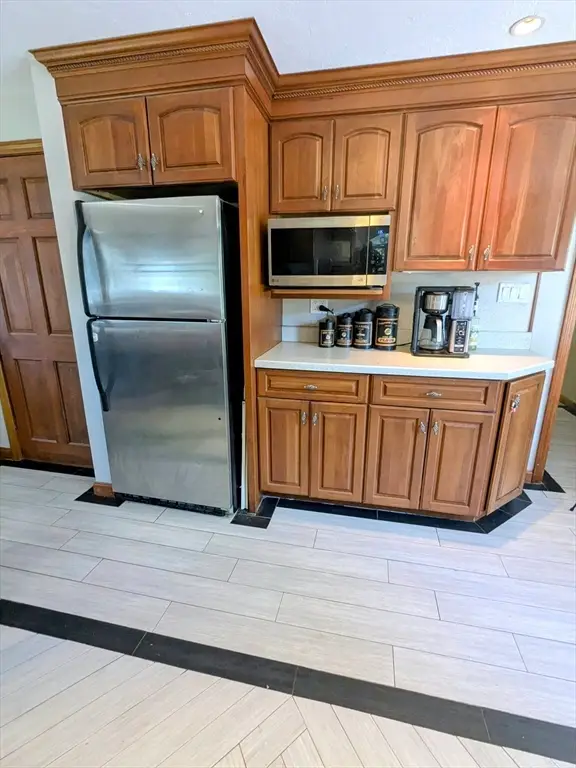 373 Hancock St, Abington, MA 02351 - #3