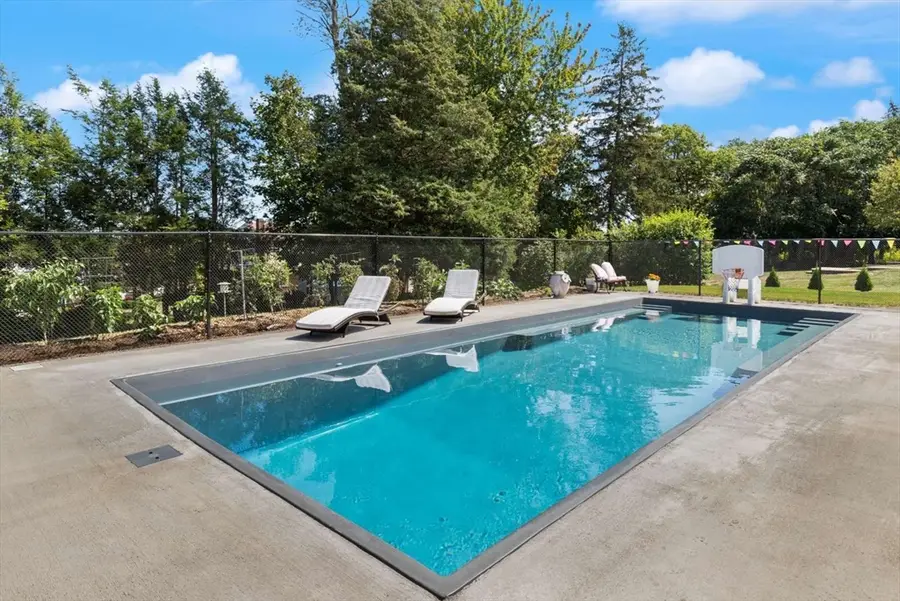 20 Blossom Road, Braintree, MA 02184 - #2