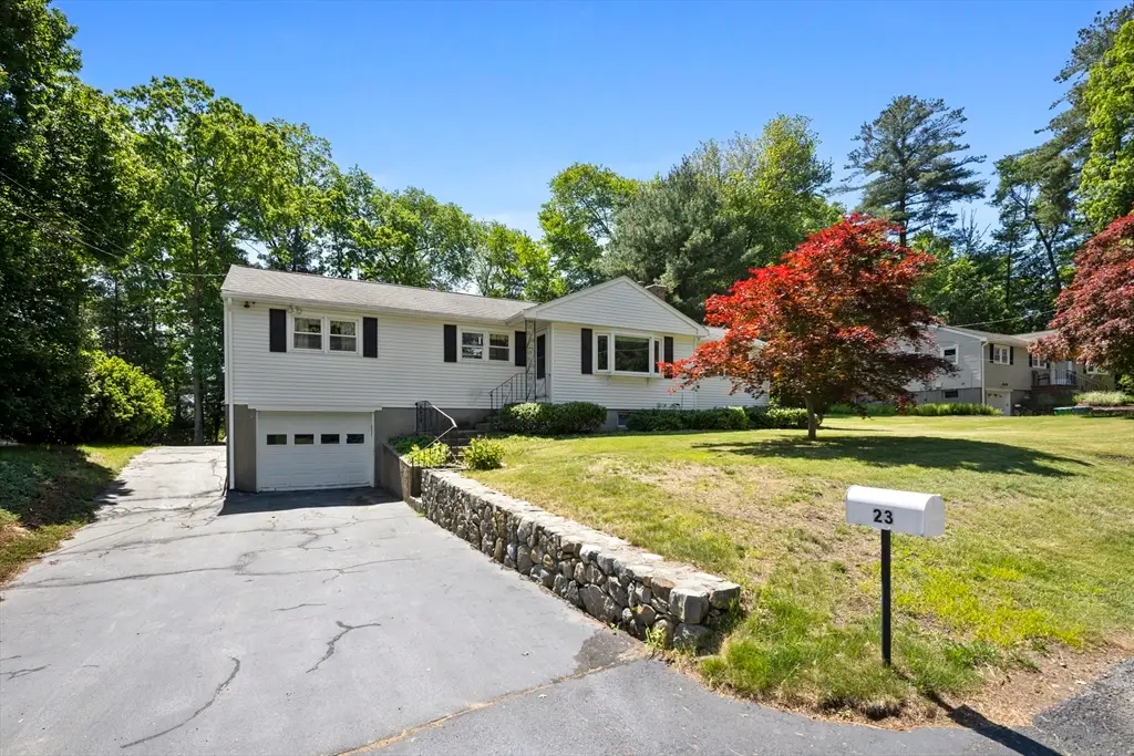 23 Gloria Circle, Burlington, MA 01803 - #1