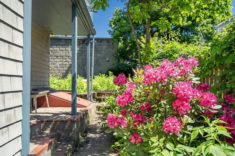 8 Parker Pl, Somerville, MA 02143 - #3