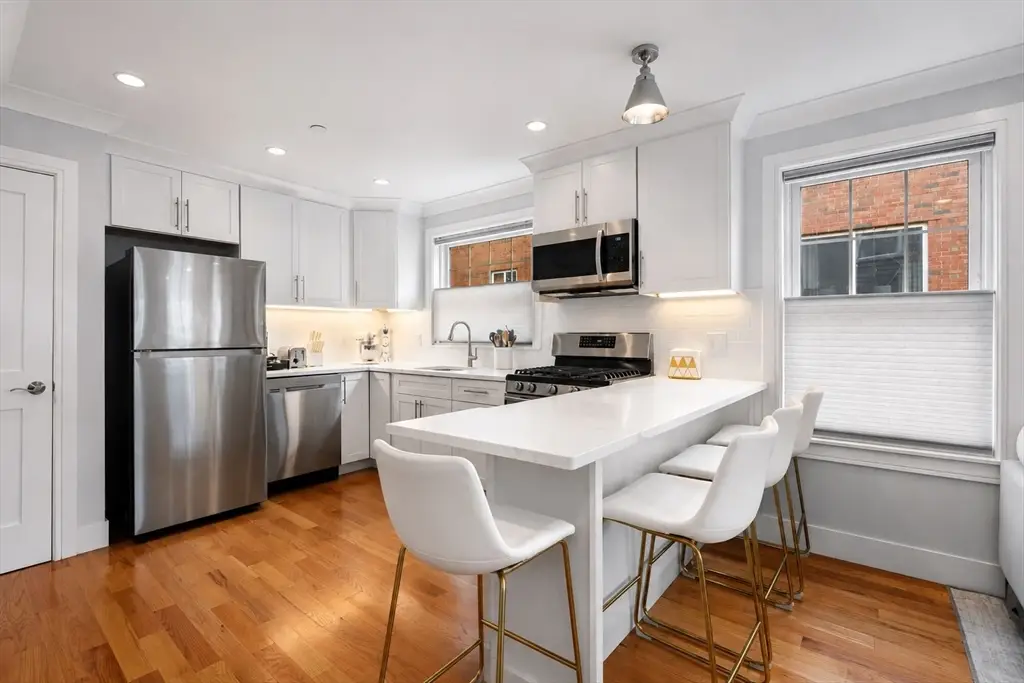 652 Hyde Park Ave. #2R, Boston, MA 02131 - #1