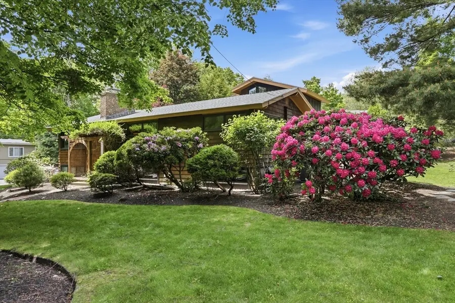 15 Thornberry Rd, Winchester, MA 01890 - #3