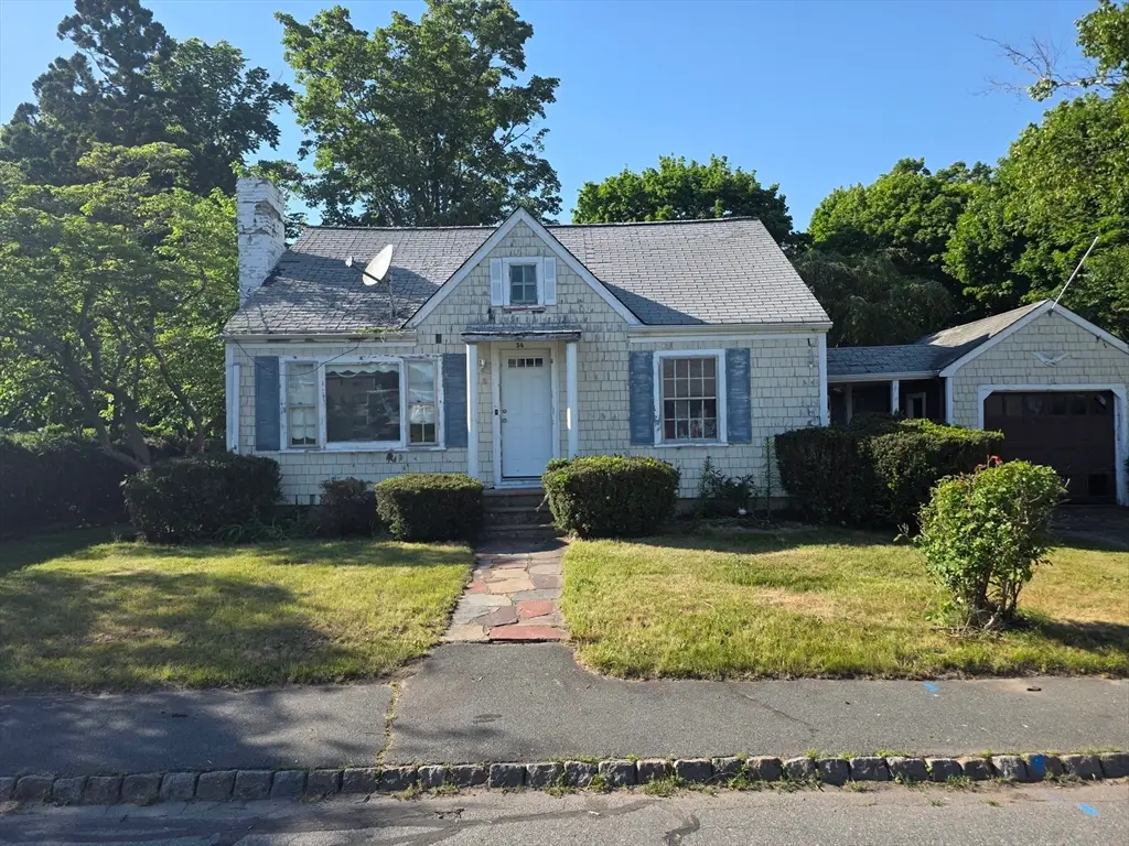 54 Oxford St, Fairhaven, MA 02719 - #1