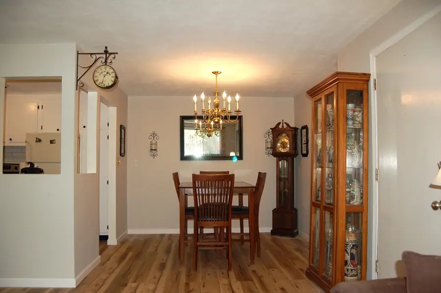 1323 Worcester Rd #F2, Framingham, MA 01701 - #3