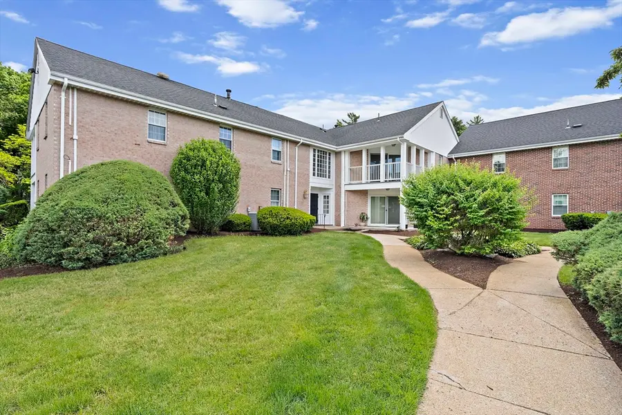 41 Jessica Dr. #E, Stoughton, MA 02072 - #3