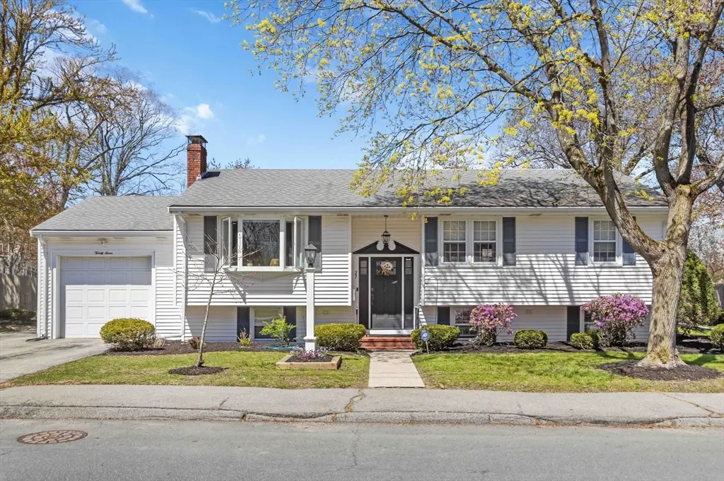 27 Sun Valley Dr, Braintree, MA 02184 - #1
