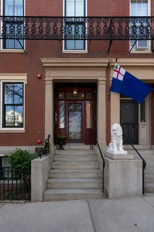284 Bunker Hill St #5, Boston, MA 02129 - #3