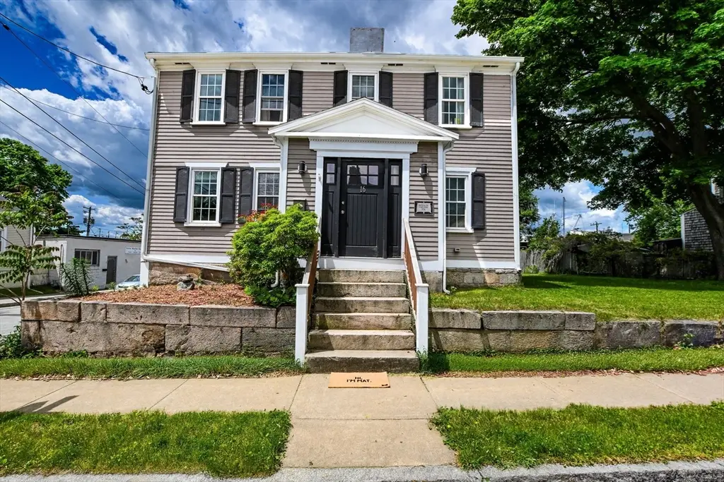 16 Middle St, Fairhaven, MA 02719 - #1