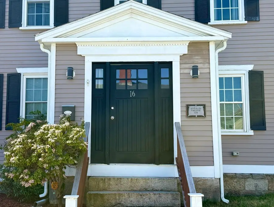 16 Middle St, Fairhaven, MA 02719 - #2