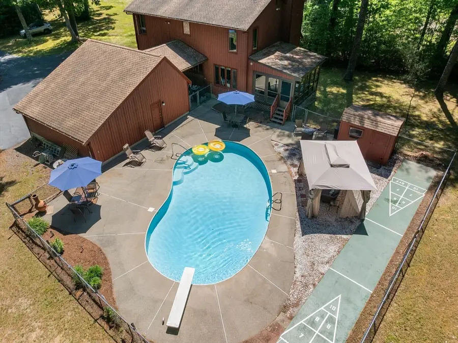 47 Walnut Plain Rd, Rochester, MA 02770 - #3