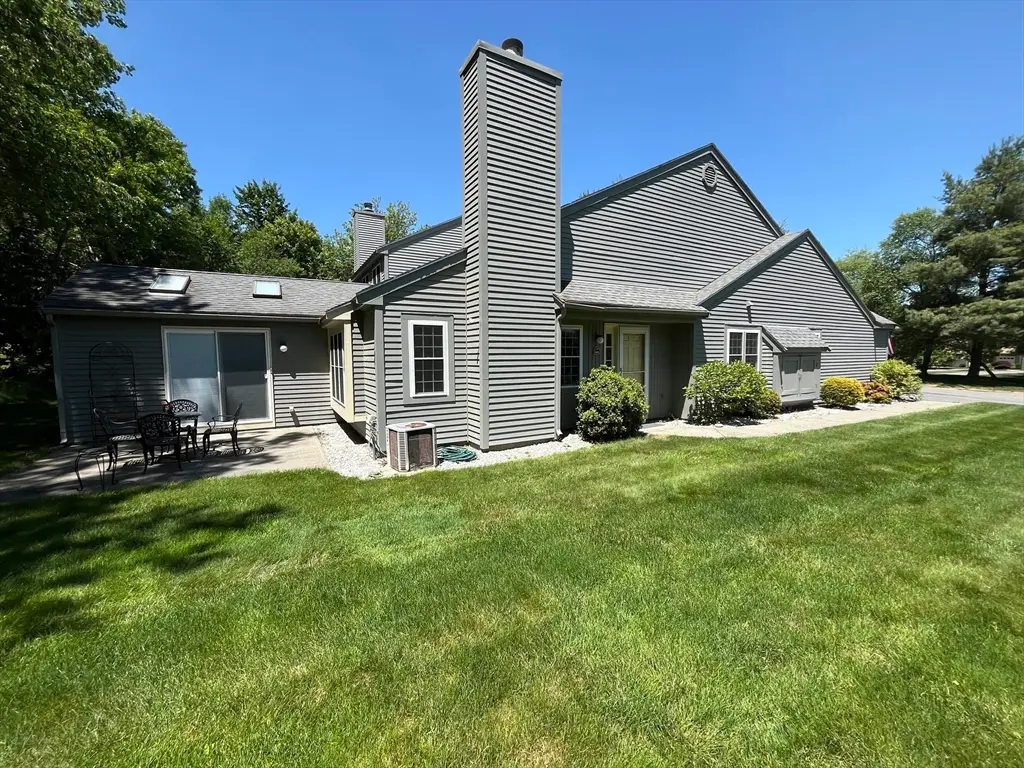 600 Ridgefield Cir #A, Clinton, MA 01510 - #1
