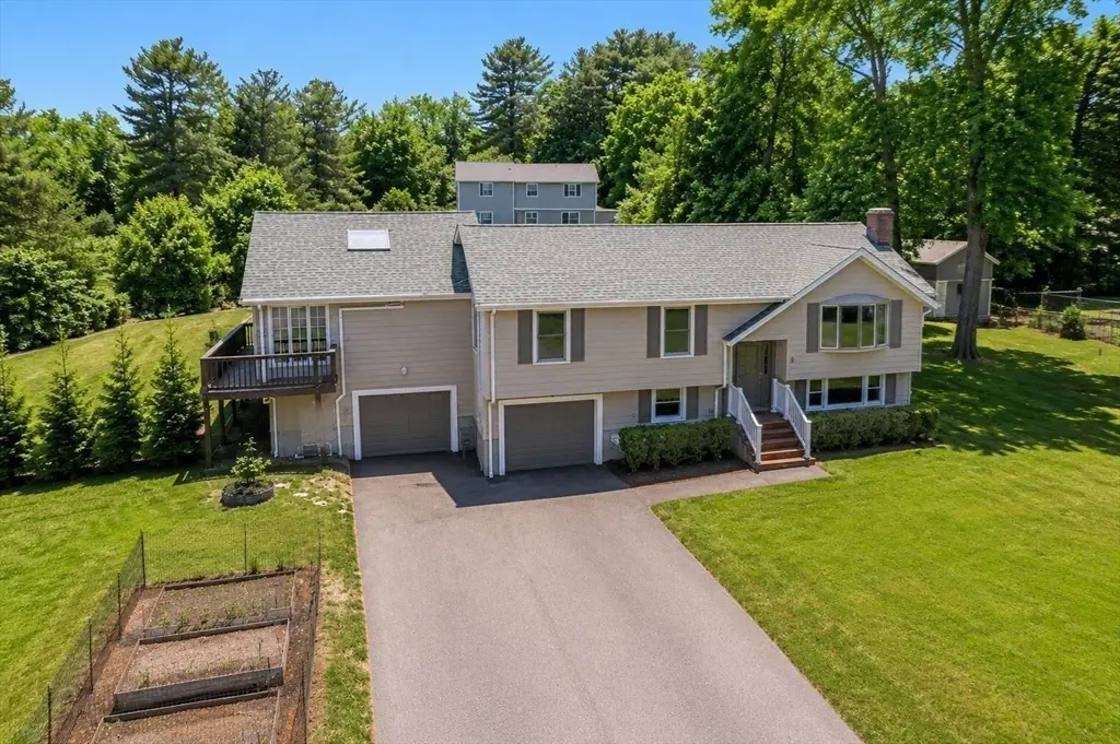9 Oak Dr, Plainville, MA 02762 - #1