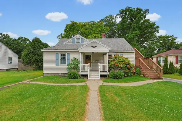 20 Pinehurst Ave, Auburn, MA 01501