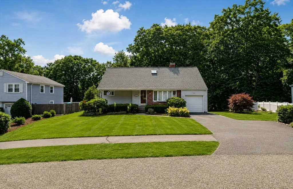 17 Retrop Rd, Natick, MA 01760 - #1