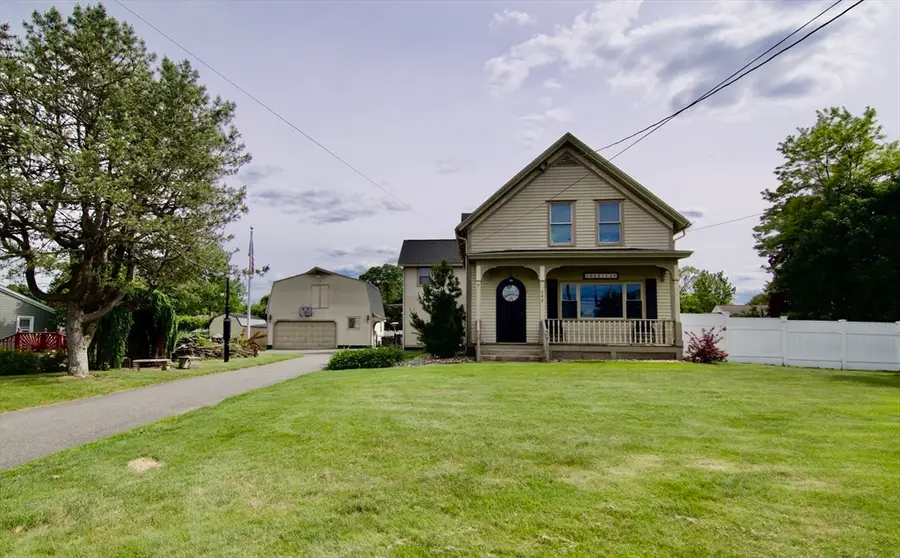 597 Chapin St, Ludlow, MA 01056 - #3