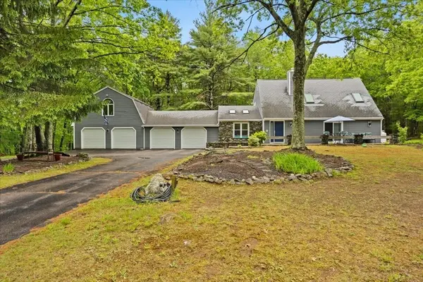 871 Washington St, Franklin, MA 02038