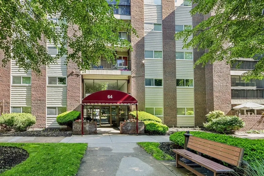 64 Main St #21B, Stoneham, MA 02180 - #2