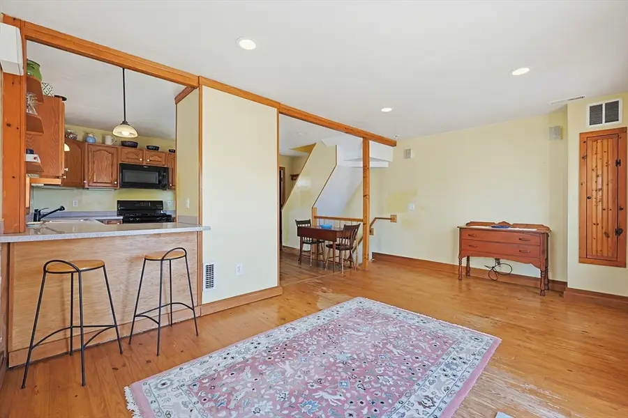 36 Warner St, Gloucester, MA 01930 - #3