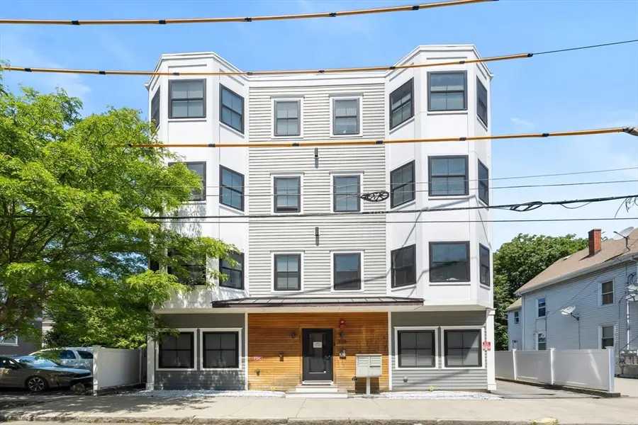 208 Spencer Avenue #3, Chelsea, MA 02150 - #2