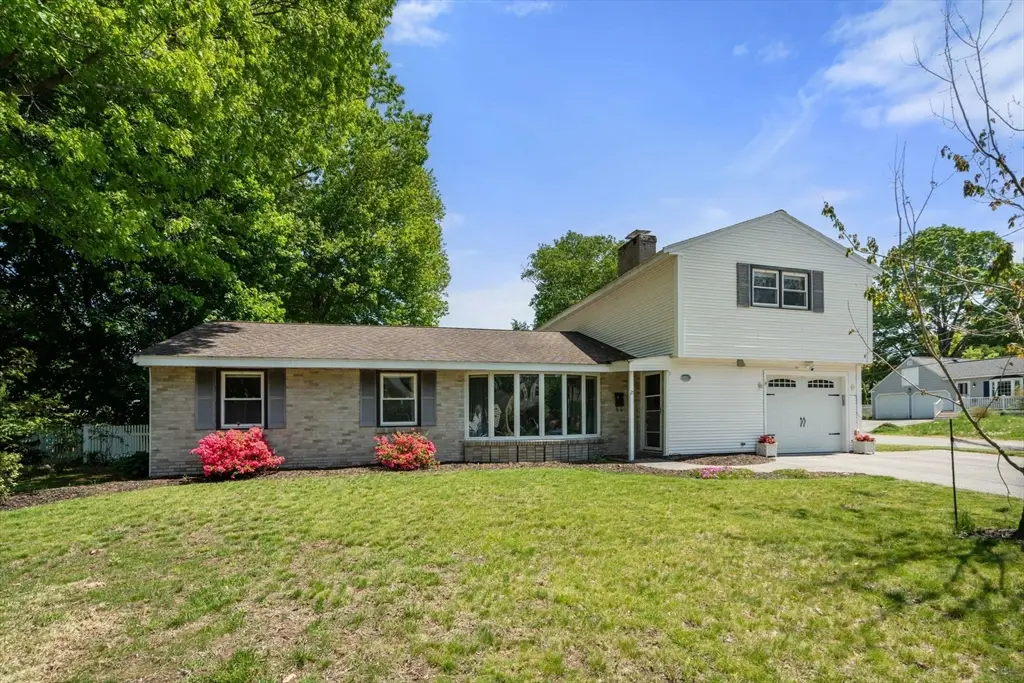 21 Randall Rd, Maynard, MA 01754 - #1
