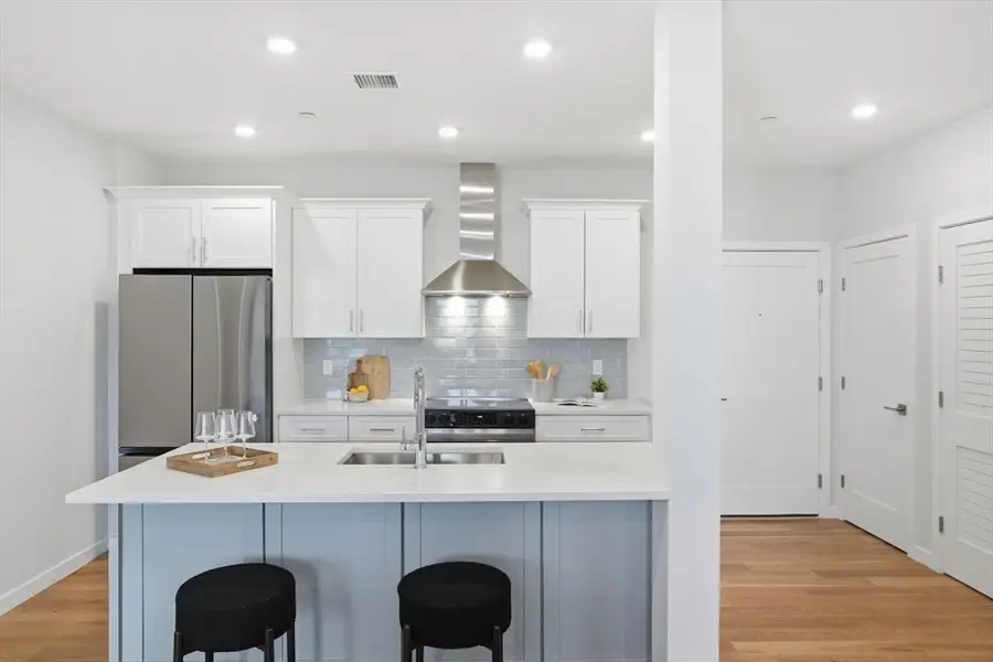 267 Old Colony #308, Boston, MA 02127 - #2