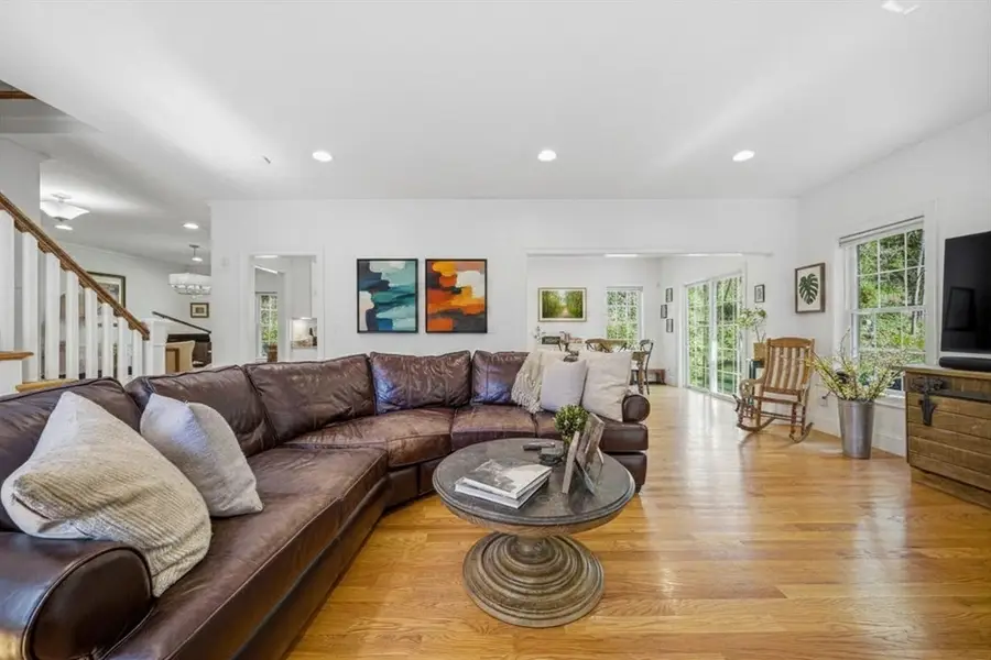 201 Boston Post Rd, Wayland, MA 01778 - #3