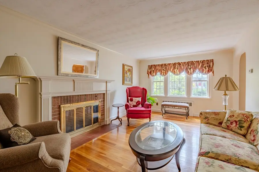 8 Carlson Circle, Boston, MA 02132 - #3