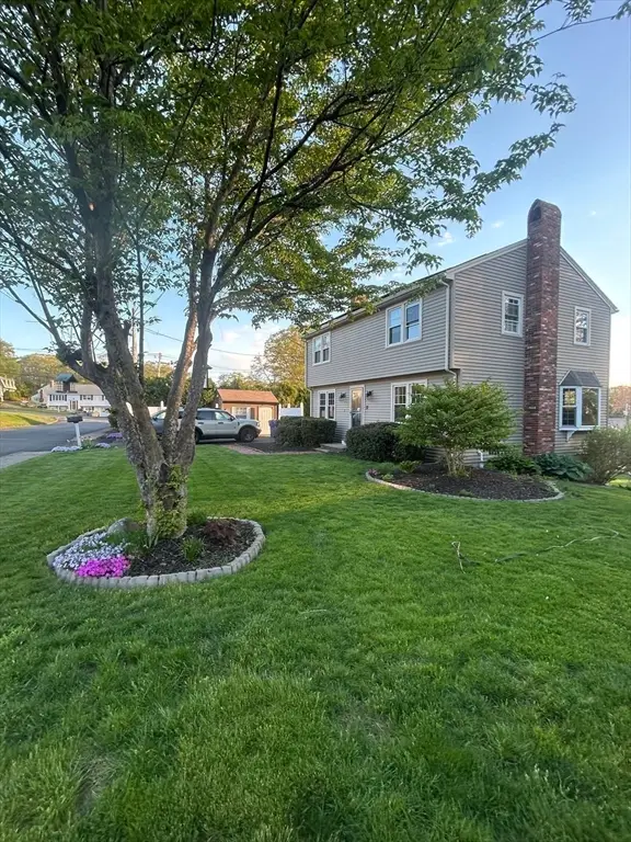 17 Bandy Ln, Milford, MA 01757 - #2