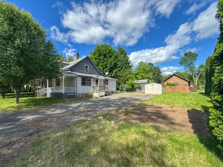 32 Margerie St, Westfield, MA 01085 - #2