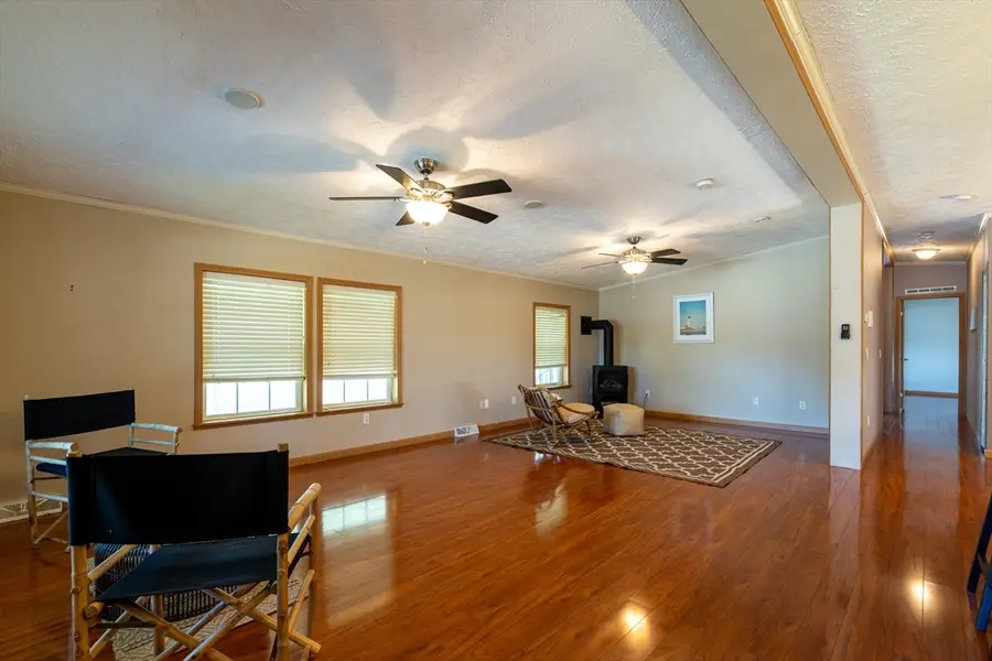 3 Blackbird St, Tiverton, RI 02878 - #3