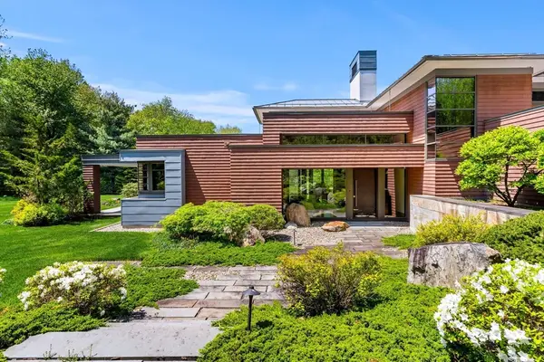 5 Redwood Cir, Boylston, MA 01505