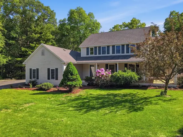 27 Greentree Lane, Newbury, MA 01922