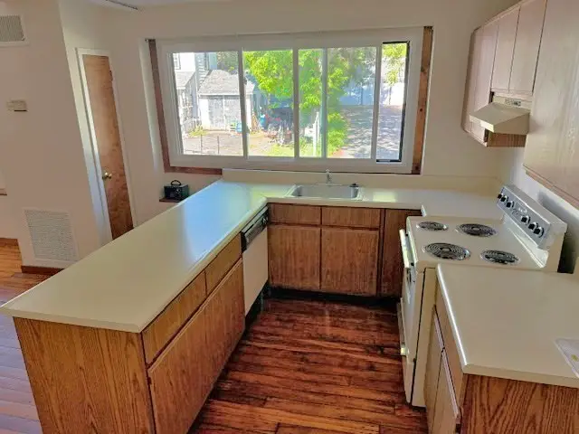 267 Locust Street #2L, Northampton, MA 01062 - #3
