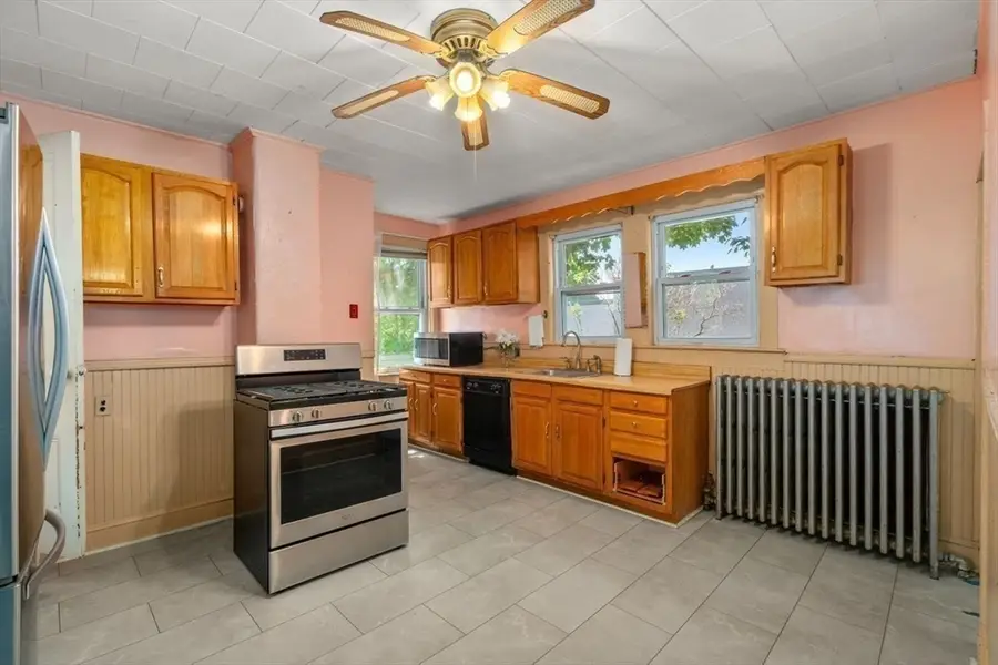 4 Magnolia Pl, Boston, MA 02125 - #2