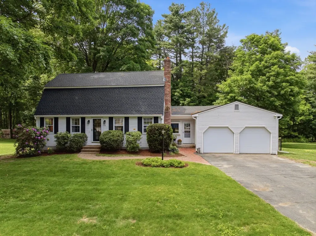 10 Arnold Road, Framingham, MA 01701 - #1