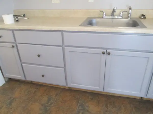 3 Lynn St, Fitchburg, MA 01420