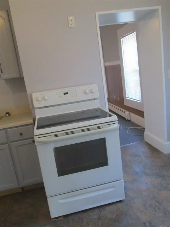 3 Lynn St, Fitchburg, MA 01420 - #3