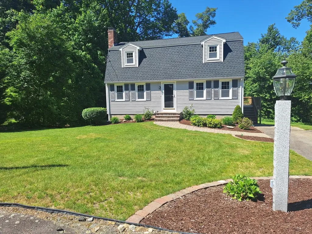 8 Walker Rd, Franklin, MA 02038 - #1