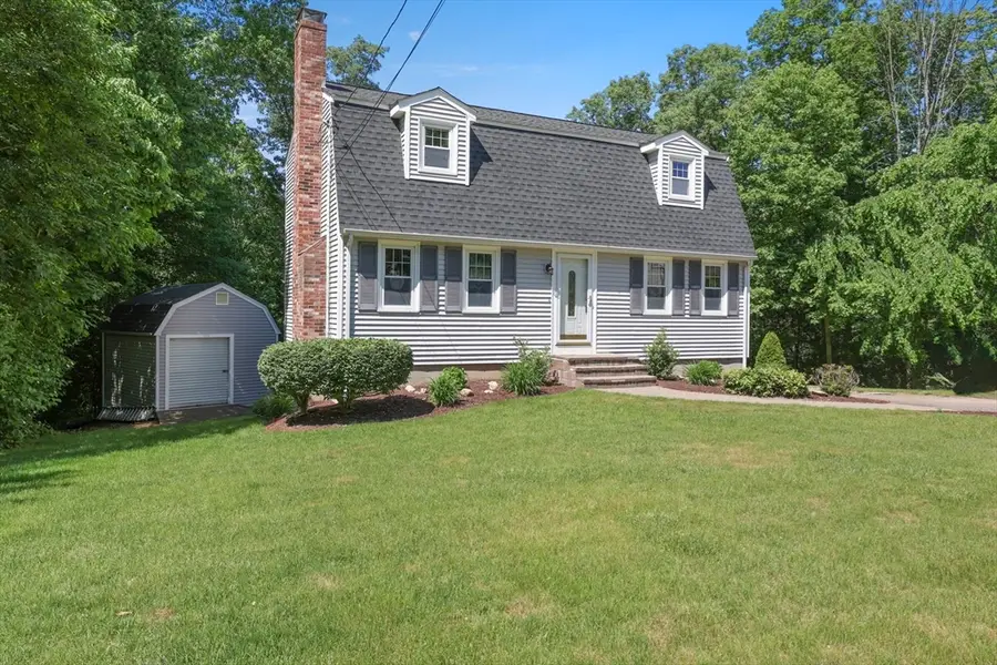 8 Walker Rd, Franklin, MA 02038 - #3